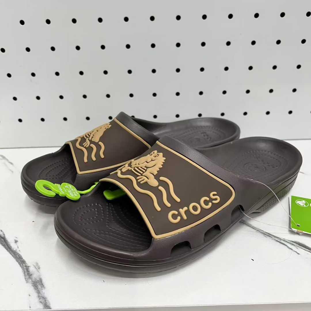 Coffee Brown Yukon Slide